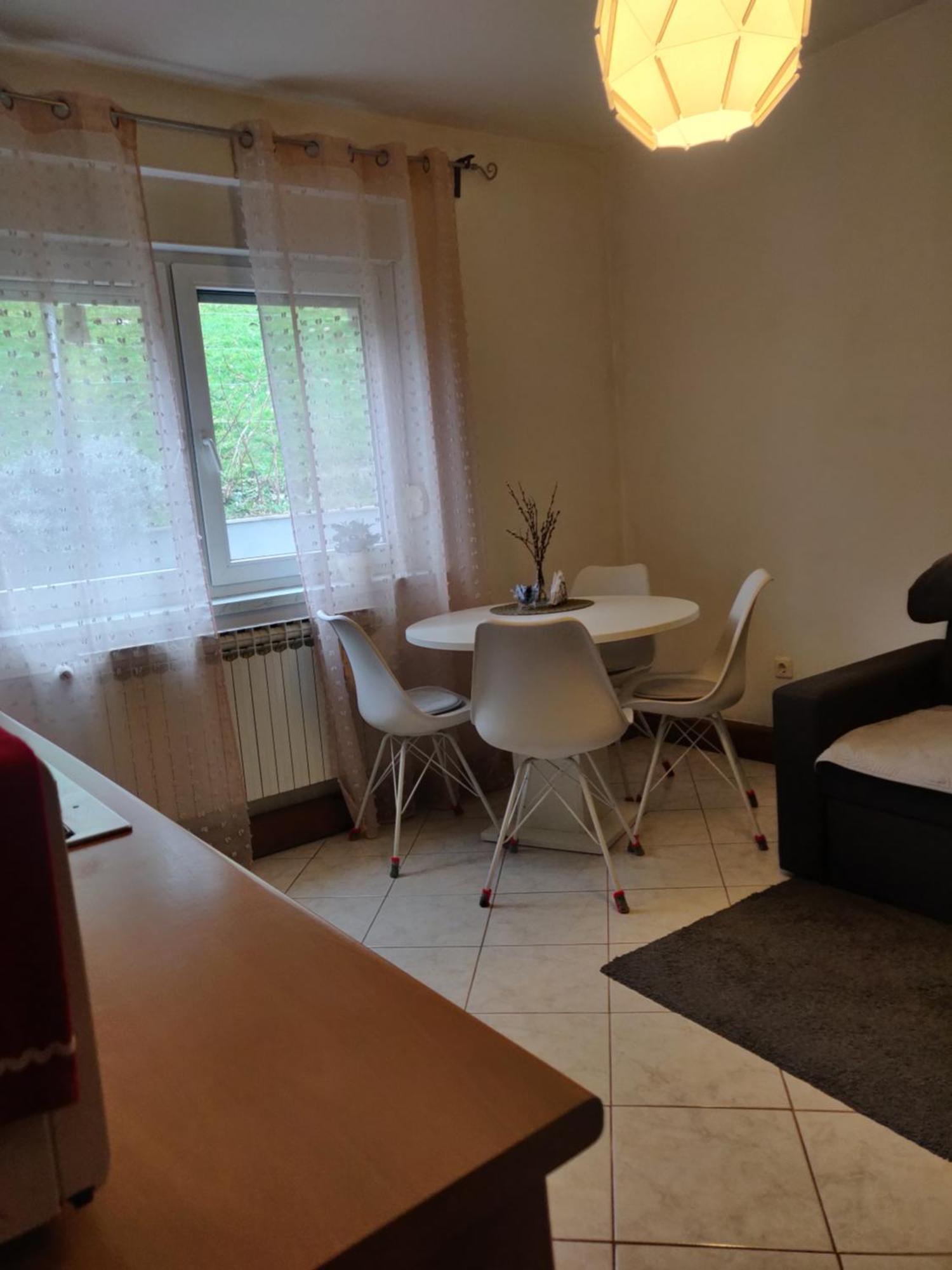 Apartman Malina Karlovac Cameră foto